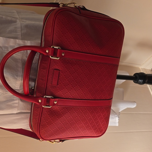 Handbags - GUCCI EUC /